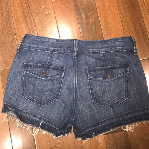 Old Navy The Diva Size 4 Cut Off Shorts - Picture 4 of 7